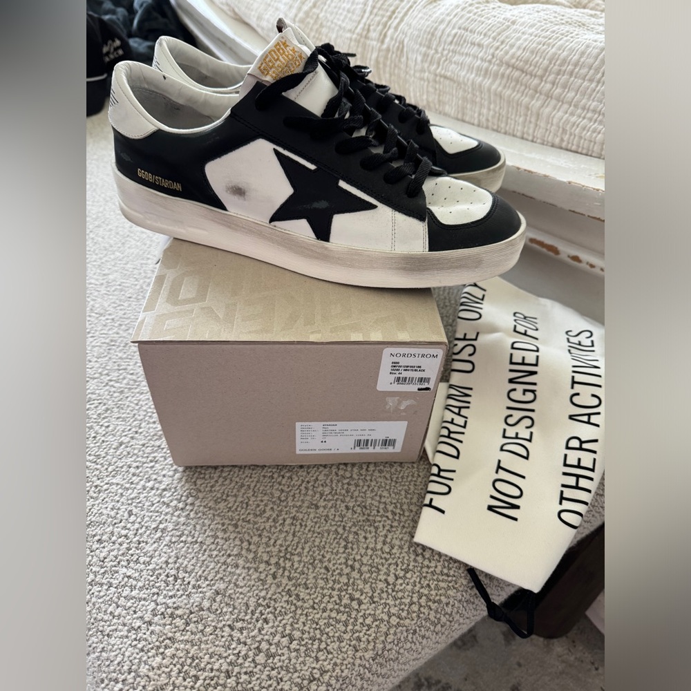 GOLDEN GOOSE MEN’S STARDAN SNEAKERS